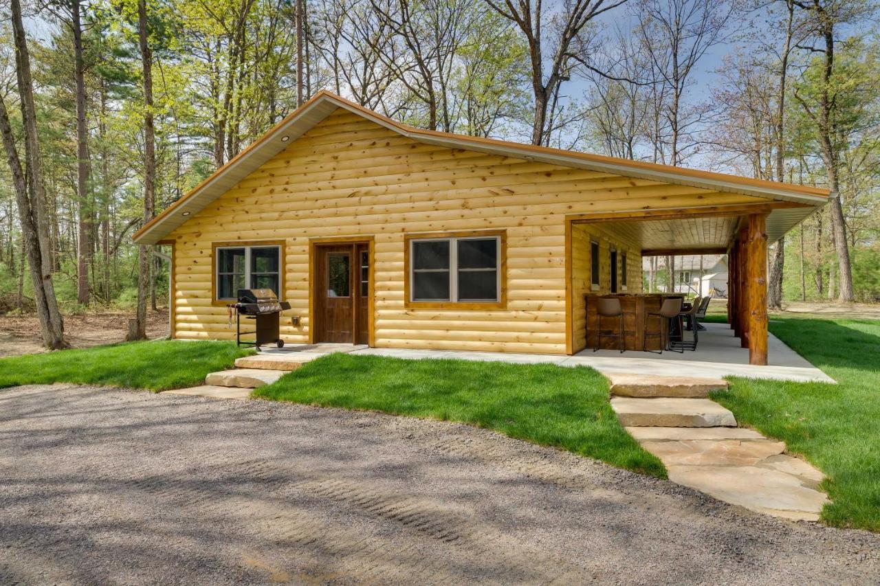 Vacation Rental Cabin Near Lake Arbutus! Hatfield Exterior photo