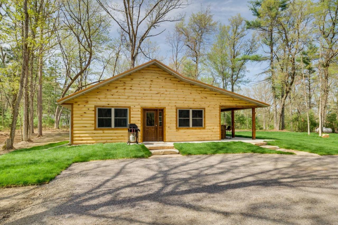 Vacation Rental Cabin Near Lake Arbutus! Hatfield Exterior photo